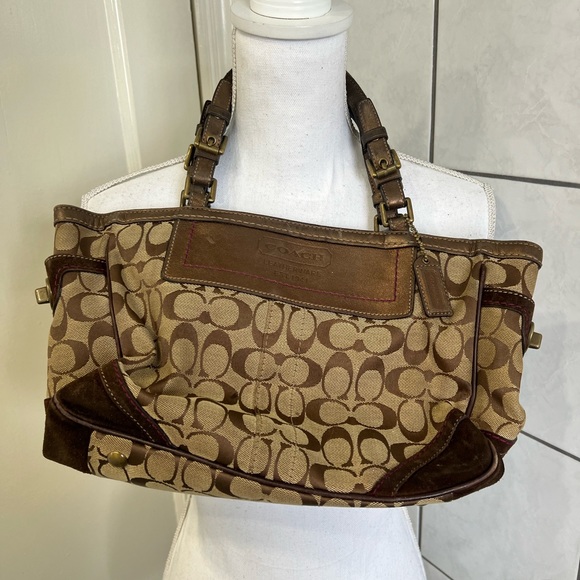 Coach Handbags - Coach Bag